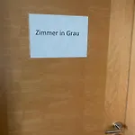 Ferienzimmer Oelhaf In Grau Self Check-in Mit Key Tresore
