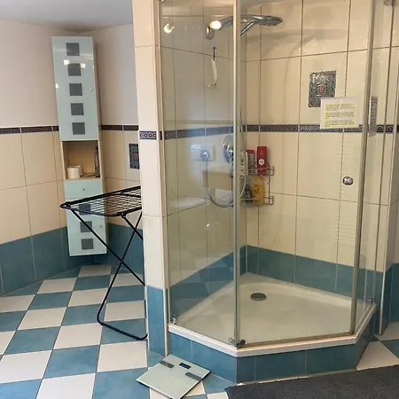 Ferienzimmer Oelhaf In Grau Self Check-in Mit Key Tresore Wilhelmsdorf (Ravensburg)