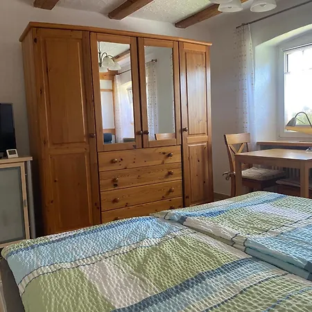 Ferienzimmer Oelhaf In Grau Self Check-in Mit Key Tresore Wilhelmsdorf (Ravensburg)